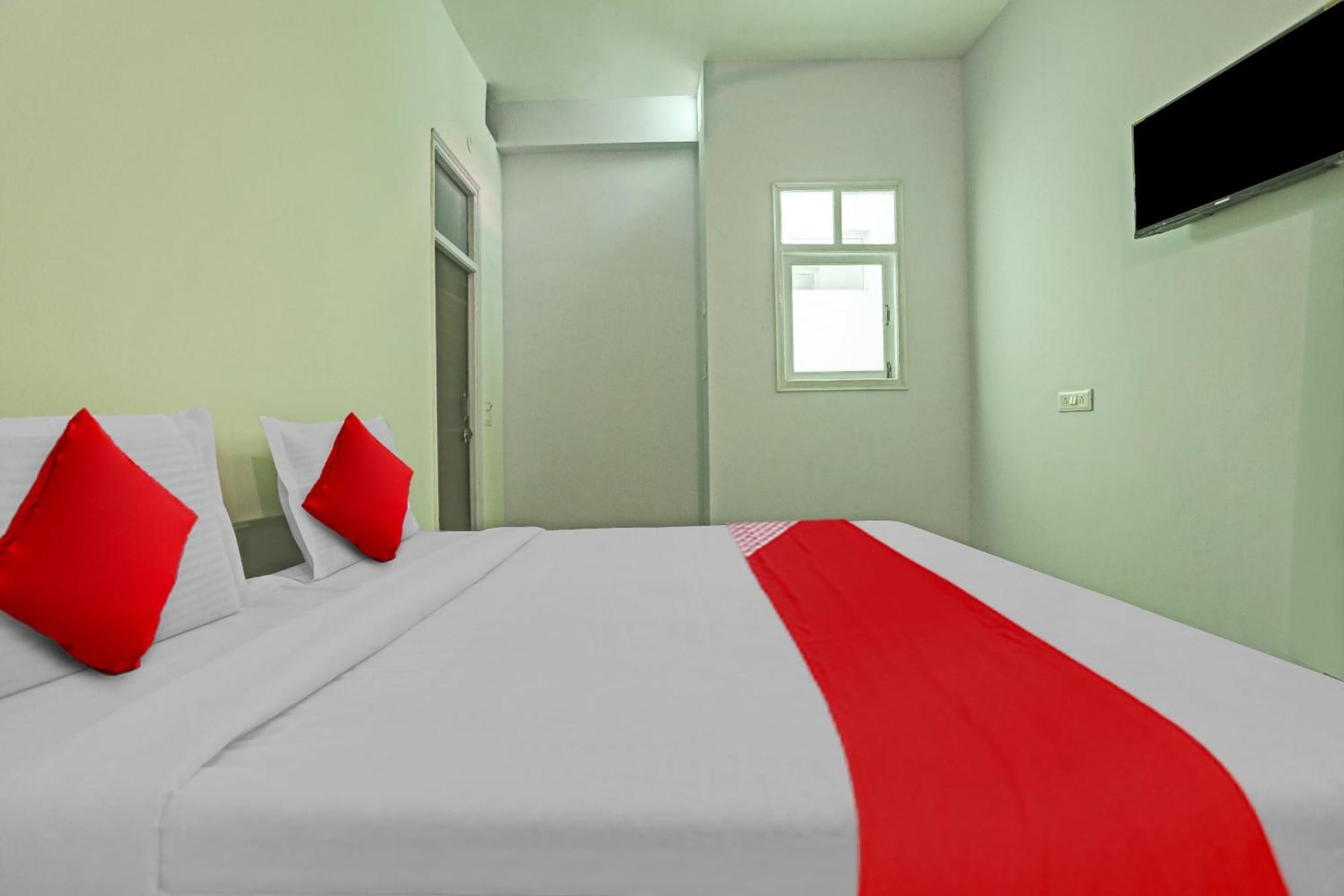 Hotel O Arya Residency Gurgaon Bagian luar foto